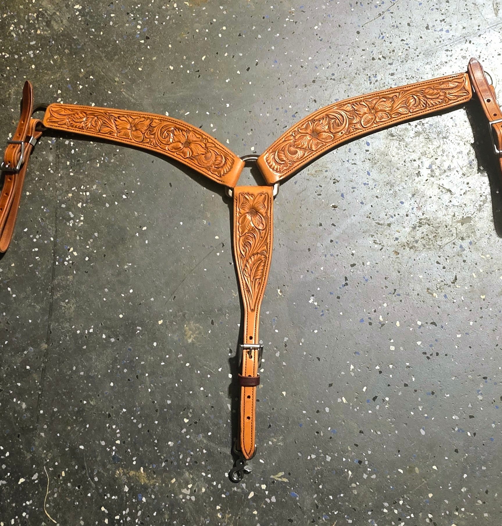 Floral Carved .Ranchers. Breastcoller.